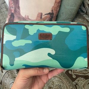 Consuela clutch wallet